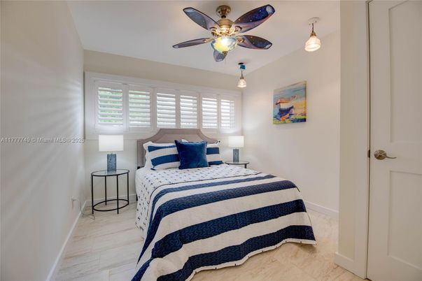 Bedroom, Interior, Pendant Lights