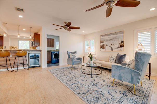 Interior, Kitchen, Living room, Pendant Lights, Recessed Lighting