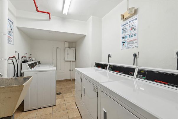Interior, Washer