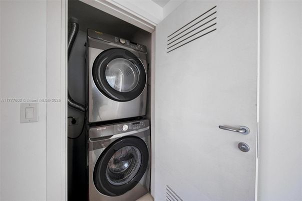 Interior, Utility Closets, Washer