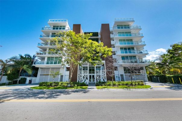 Exterior, Facade, Condo Building