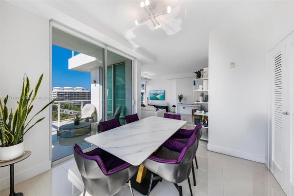 Dining room, Interior