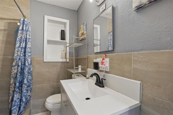 Bathroom, Interior