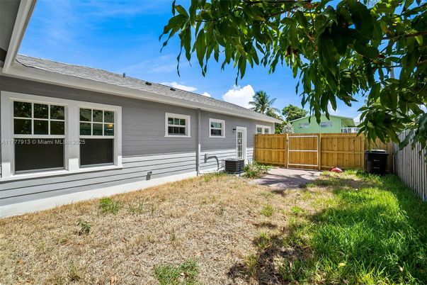 Backyard, Exterior