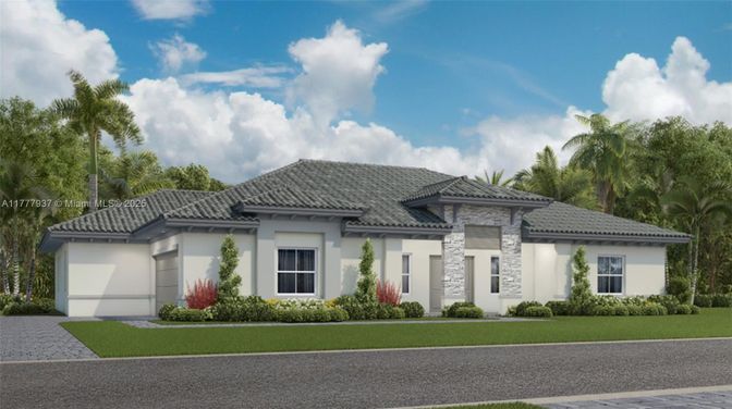 Attached, Exterior, Facade, Mediterranean