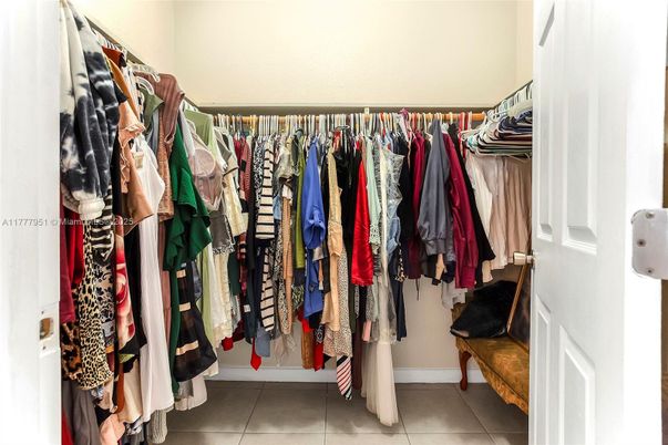 Interior, Walk-in Closets