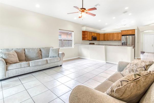 Interior, Kitchen, Living room, Recessed Lighting, Stainless Steel Appliances