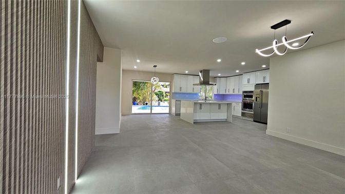 Interior, Kitchen, Pendant Lights, Recessed Lighting, Stainless Steel Appliances