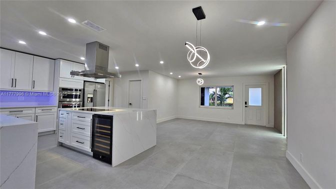 Interior, Kitchen, Pendant Lights, Recessed Lighting, Stainless Steel Appliances