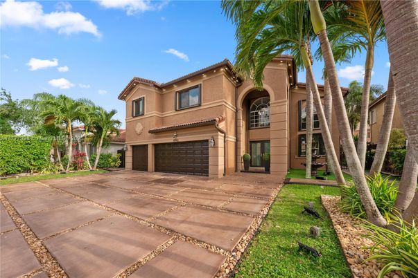 Attached, Backyard, Exterior, Facade, Mediterranean