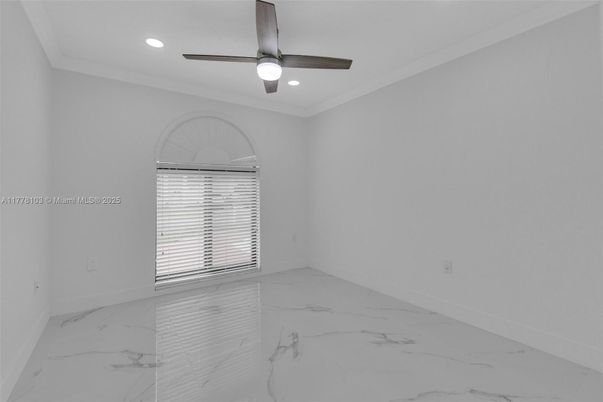 Empty room, Interior, Marble, Recessed Lighting