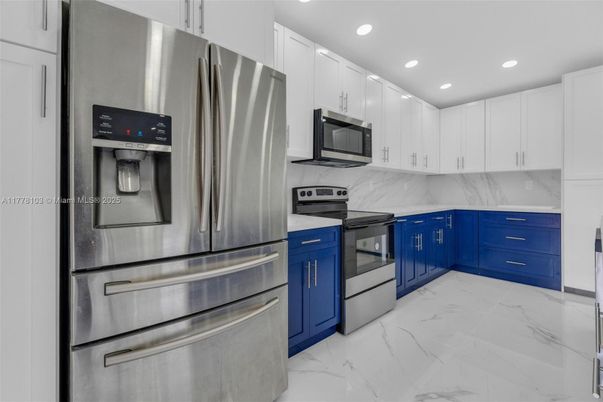 Interior, Kitchen, Marble, Recessed Lighting, Stainless Steel Appliances