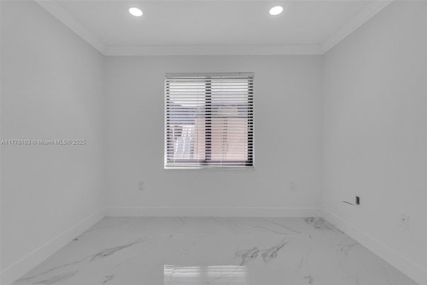 Empty room, Interior, Marble, Recessed Lighting
