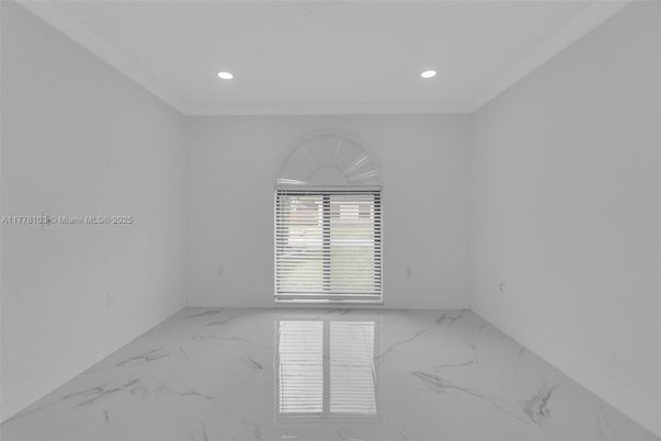Empty room, Interior, Marble, Recessed Lighting