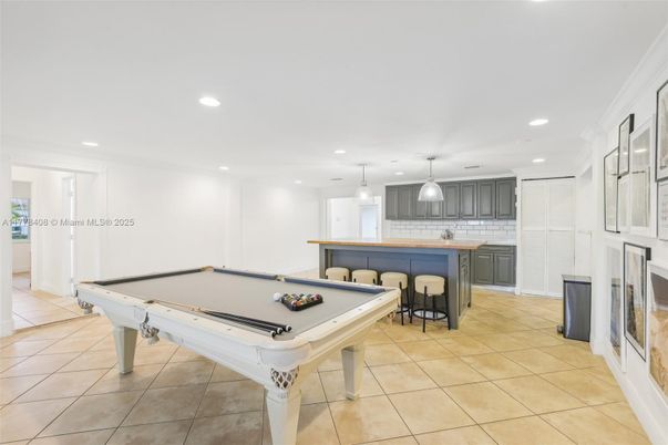 Billiard Table, Game Room, Interior, Kitchen, Pendant Lights, Recessed Lighting