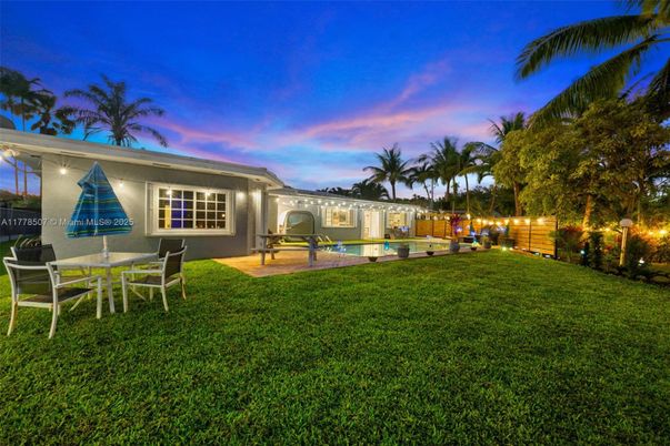 Backyard, Exterior, Pool