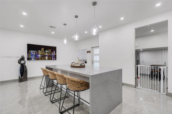 Interior, Pendant Lights, Recessed Lighting
