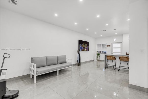 Interior, Pendant Lights, Recessed Lighting