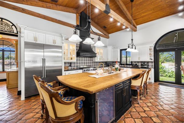 Interior, Kitchen, Pendant Lights, Stainless Steel Appliances, Wooden Beams, Wooden Ceilings