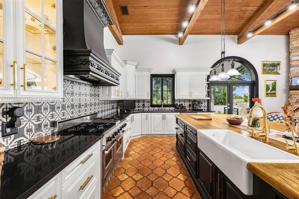 Interior, Kitchen, Pendant Lights, Stainless Steel Appliances, Wooden Beams, Wooden Ceilings