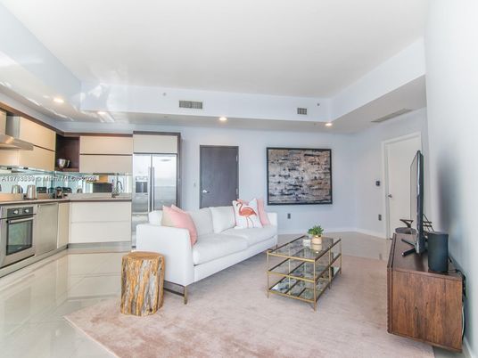 Interior, Kitchen, Living room, Recessed Lighting, Stainless Steel Appliances