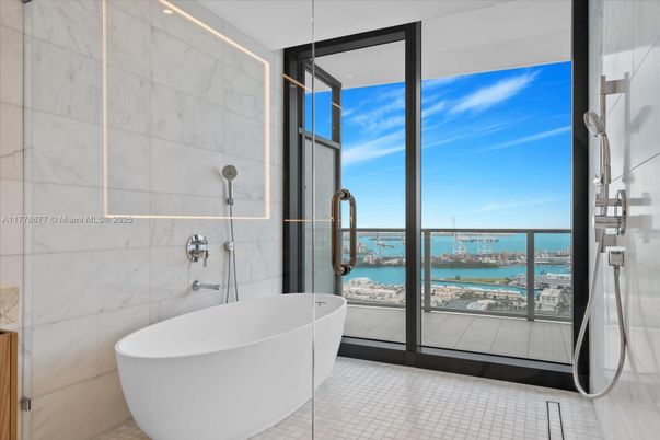 Bathroom, Free Standing Baths, Glass Shower, Interior, Marble Walls, Water