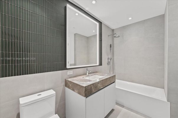 Bathroom, Interior, Recessed Lighting
