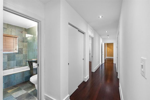 Bathroom, Interior, Recessed Lighting, Wood Texture Flooring