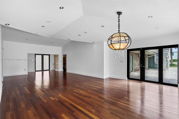Empty room, Interior, Pendant Lights, Recessed Lighting, Wood Texture Flooring