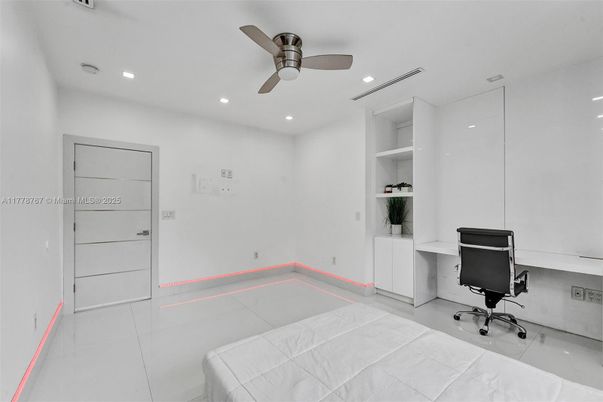 Home Office, Interior, Recessed Lighting