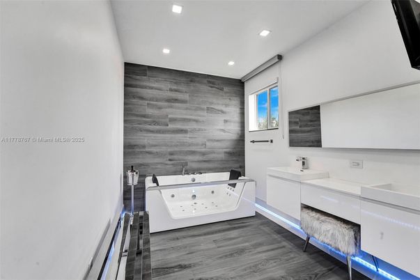 Bathroom, Interior, Recessed Lighting, Wood Texture Flooring, Wooden Walls
