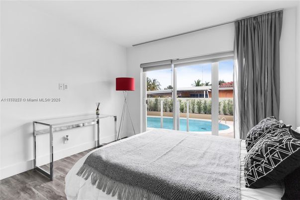 Bedroom, Interior, Water, Wood Texture Flooring