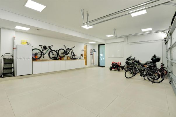 Garage, Interior, Recessed Lighting