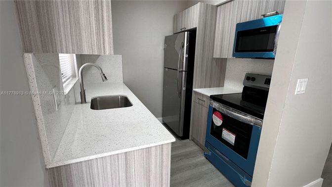Interior, Kitchen, Wood Texture Flooring
