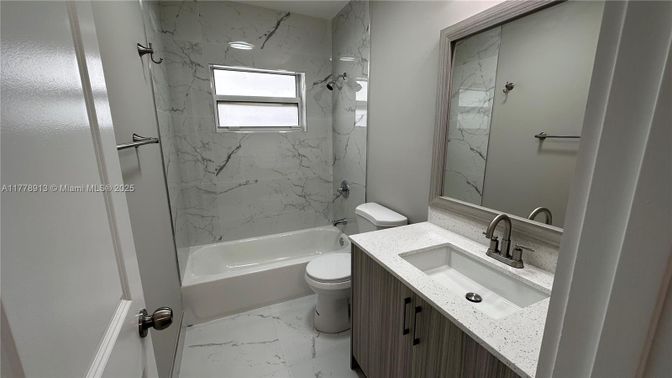 Bathroom, Interior, Marble, Marble Walls