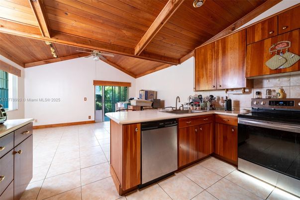 Interior, Kitchen, Wooden Beams, Wooden Ceilings