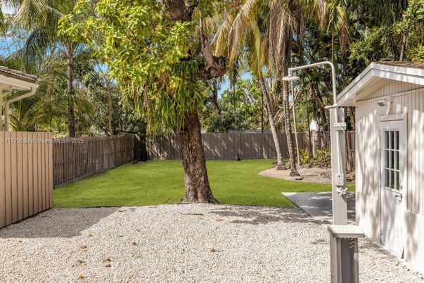 Backyard, Exterior