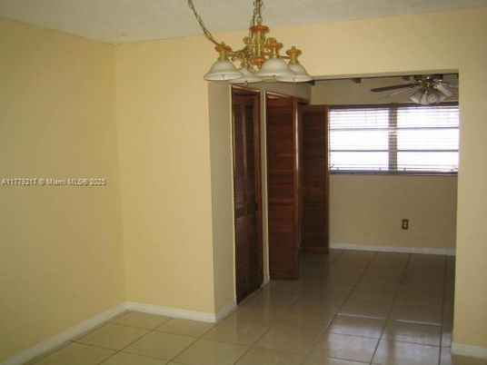 Chandelier, Empty room, Interior