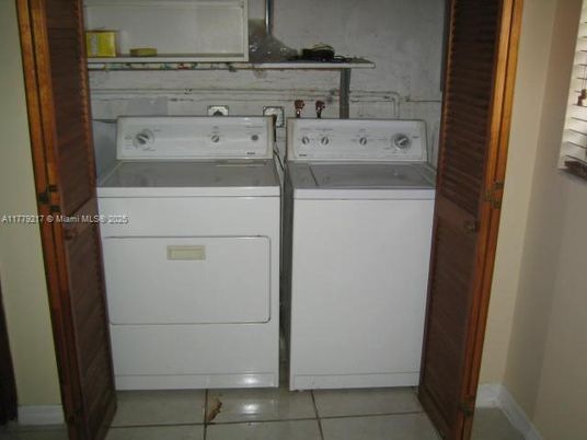 Interior, Utility Closets, Washer