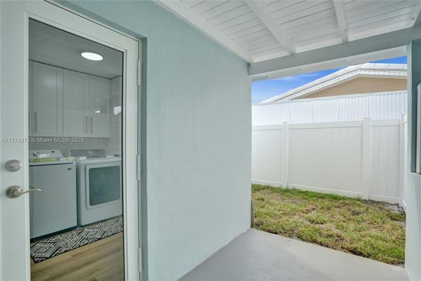 Exterior, Washer