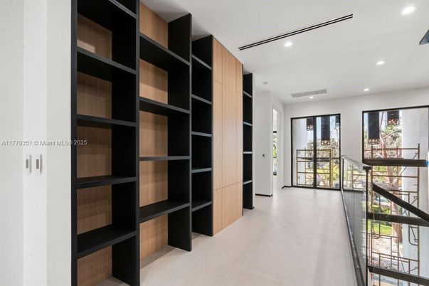 Interior, Recessed Lighting