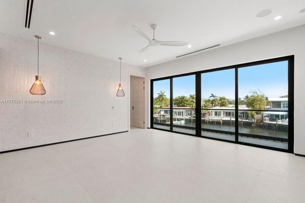 Empty room, Interior, Pendant Lights, Recessed Lighting