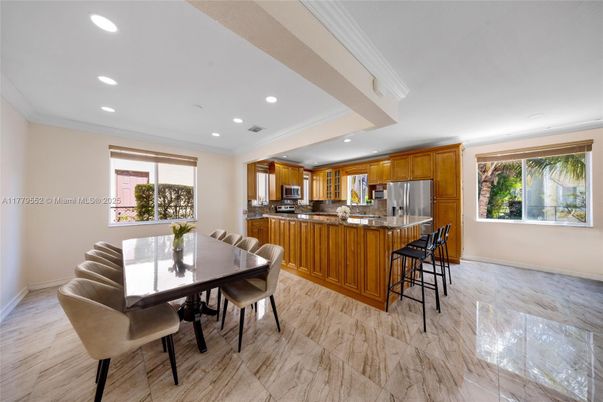 Dining room, Interior, Kitchen, Marble, Recessed Lighting, Stainless Steel Appliances