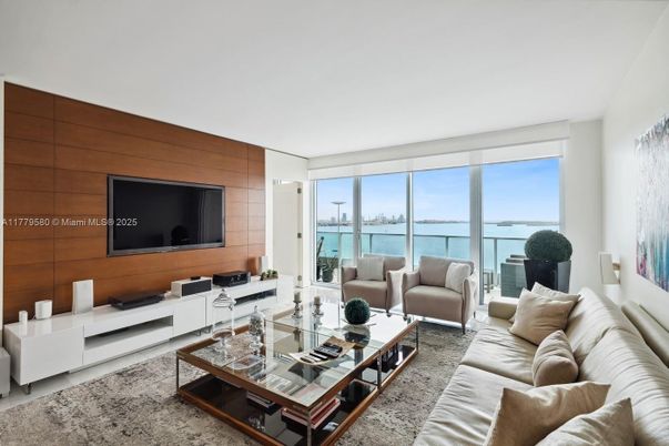 Interior, Living room, Water