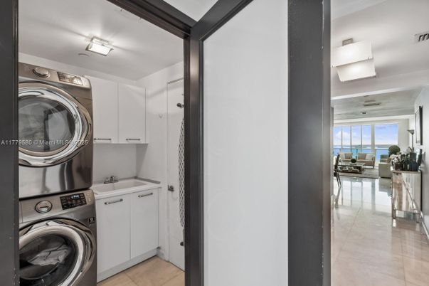Interior, Utility Closets, Washer