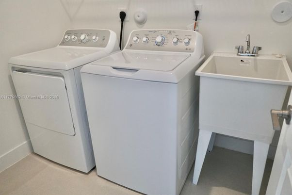 Interior, Washer