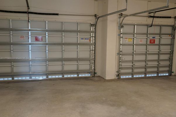 Garage, Interior