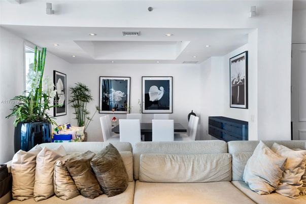 Dining room, Interior, Living room, Recessed Lighting