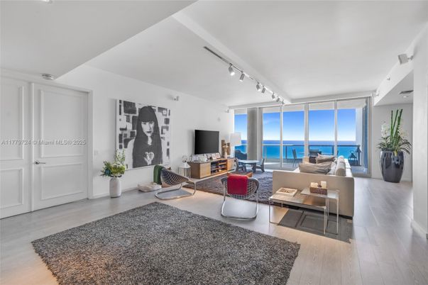 Interior, Living room, Water, Wood Texture Flooring
