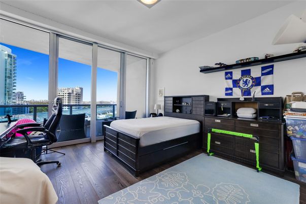 Bedroom, Home Office, Interior, Water, Wood Texture Flooring